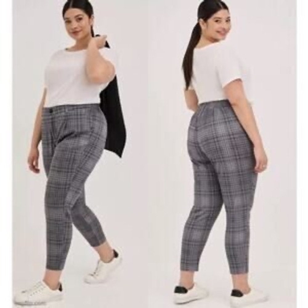 TORRID Women's Plaid Cropped Pants Elastic Waist Casual‎ Trousers Size 14